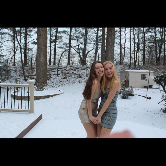 Meet your Posher, Bella - Picture 2 of 4